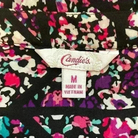 Candies Floral Roll Sleeve Top - Picture 2 of 3